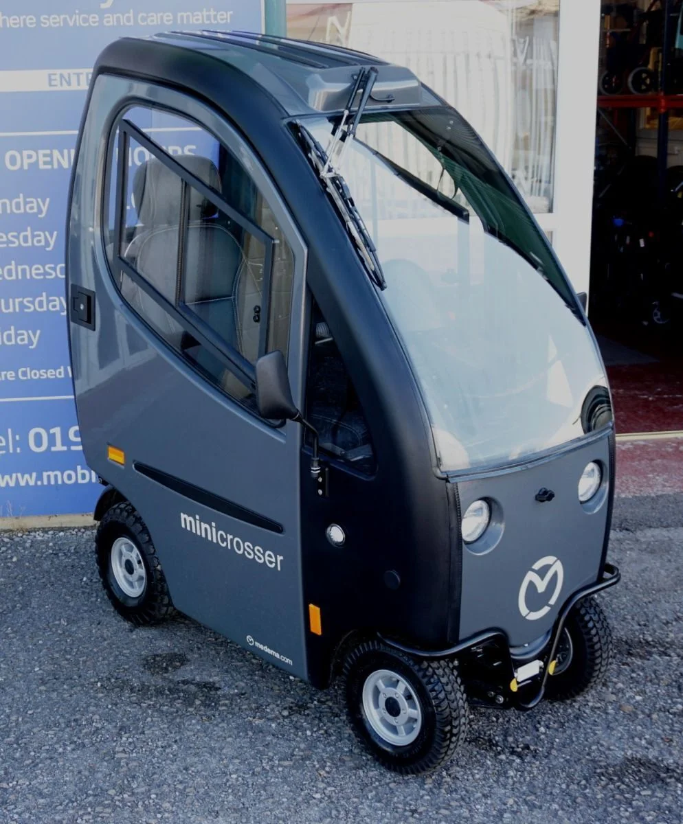 Used 2017 Mini Crosser M2 Cabin Closed Canopy 8mph Road Mobility Scooter - Image 8