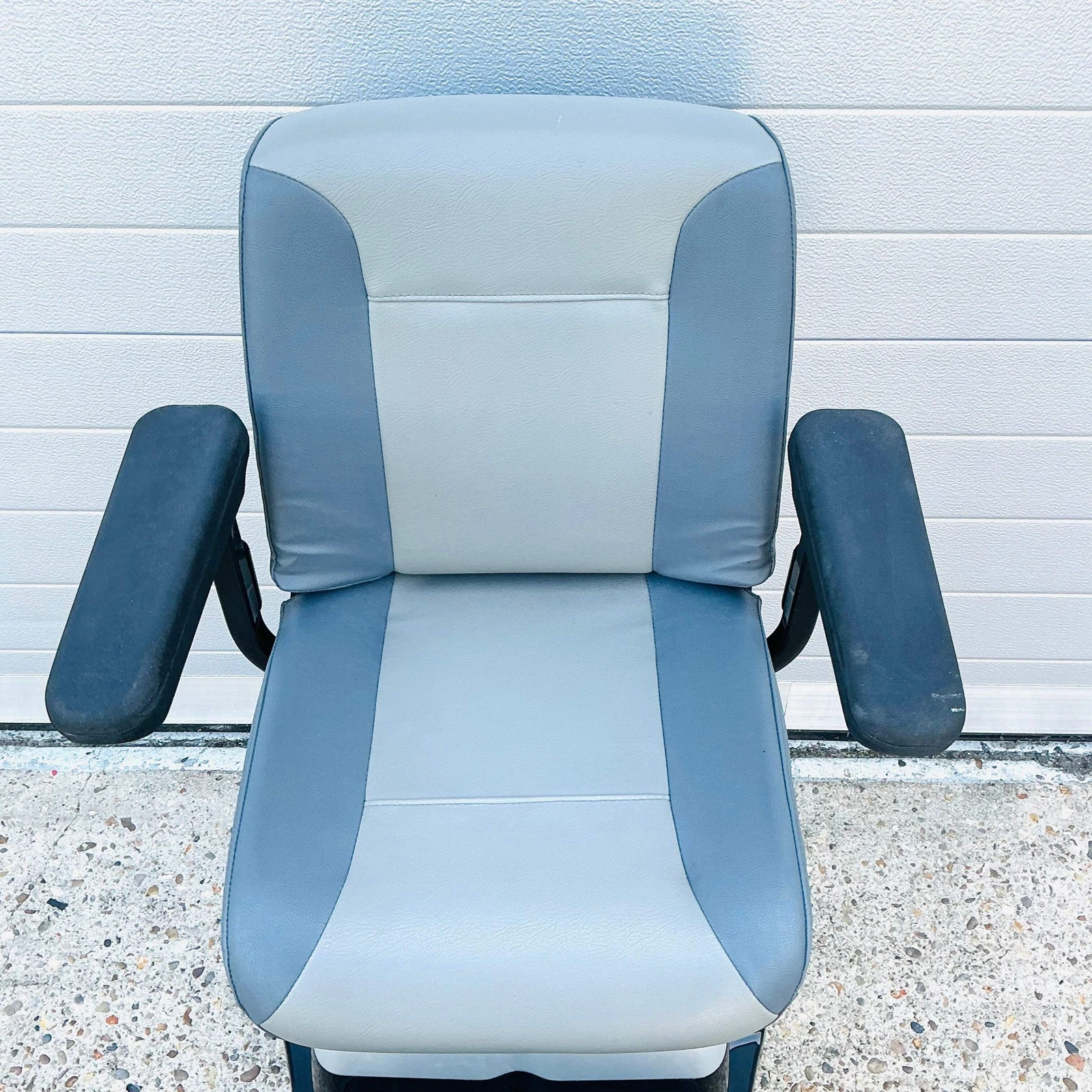 Kymco Super 6 Medium All-Terrain 6 mph Mobility Scooter – Rugged Comfort with Warranty - Image 18