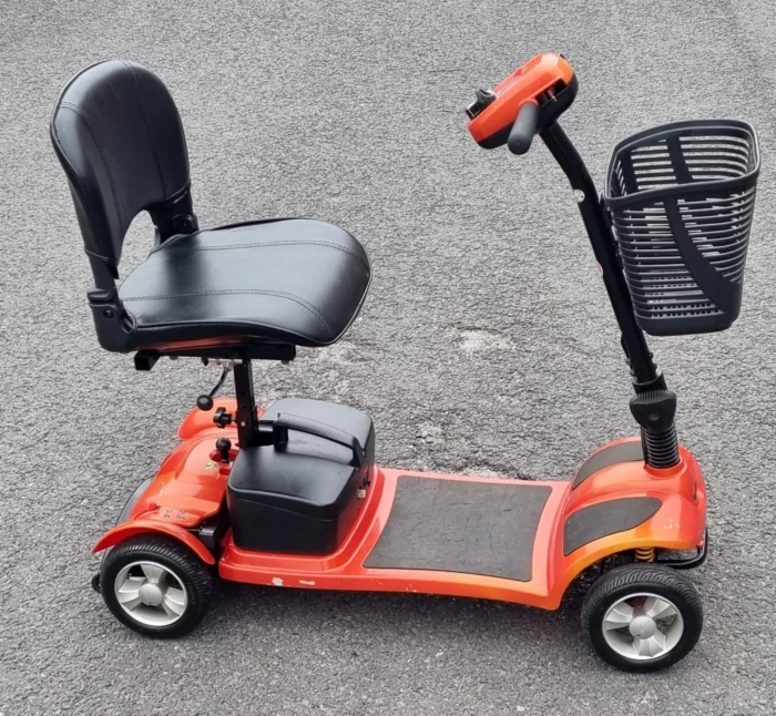 KYMCO K LITE COMFORT Portable Mobility Scooter. BRAND NEW BATTERIES