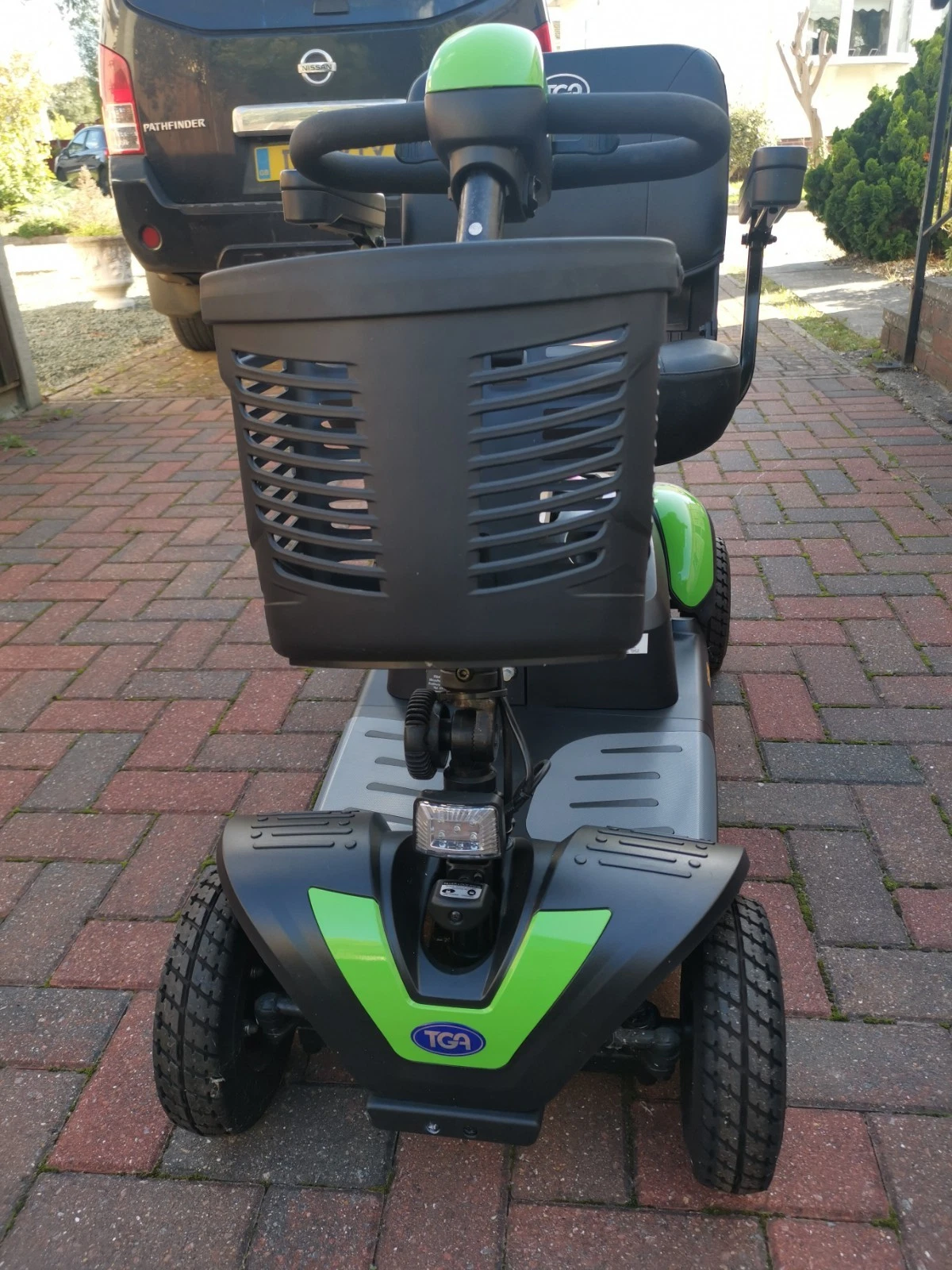 TGA Zest Plus Car Boot Portable Mobility Scooter with Suspension & Charger: - Image 5